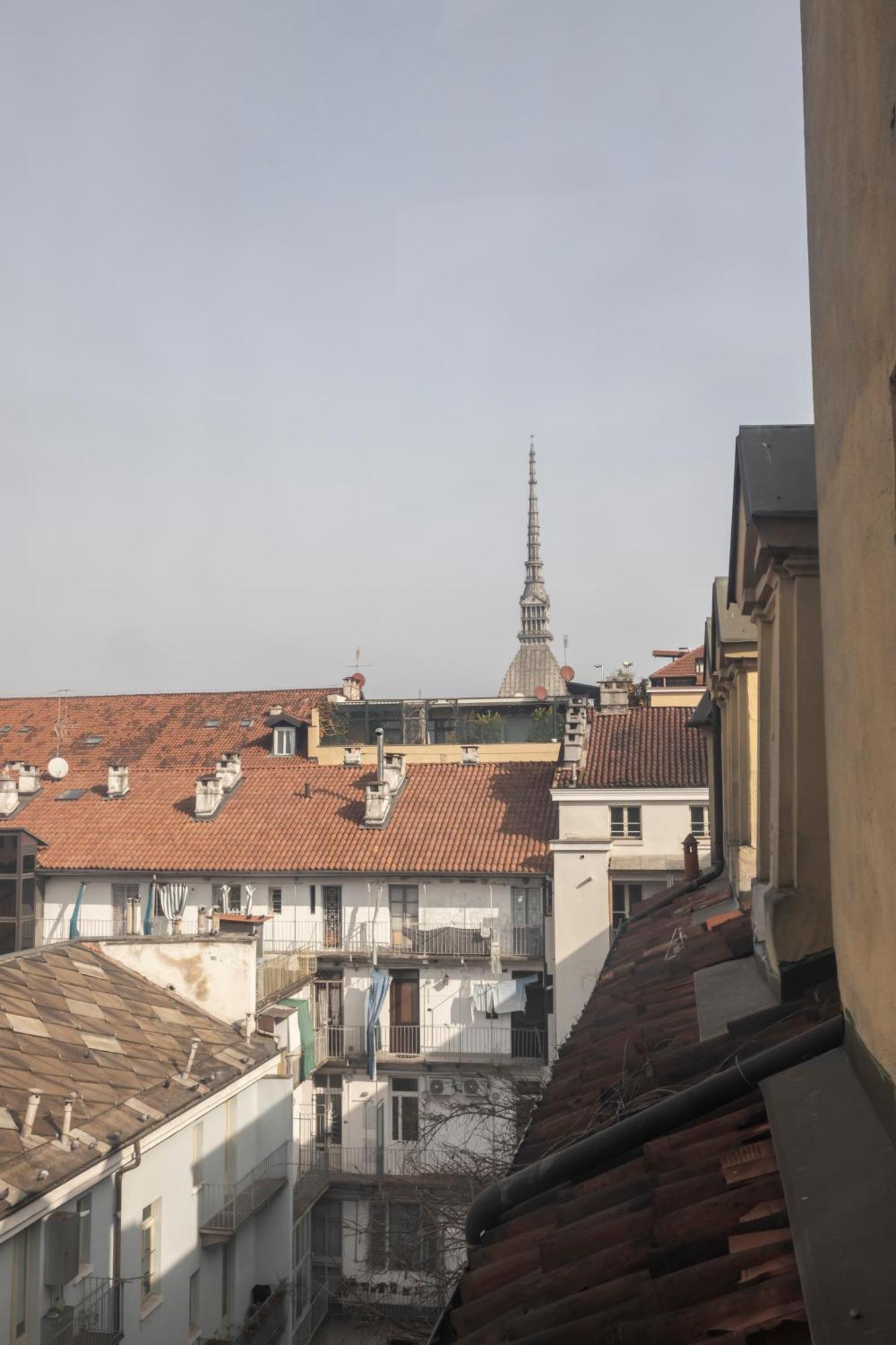 Alloggio Torino Inquadro Exterior foto